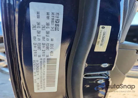 2016 Jeep Compass Sport z USA, uszkodzony, nr VIN 1C4NJCBA4GD611386